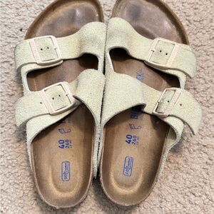 suede women’s arizona birkenstock size 40